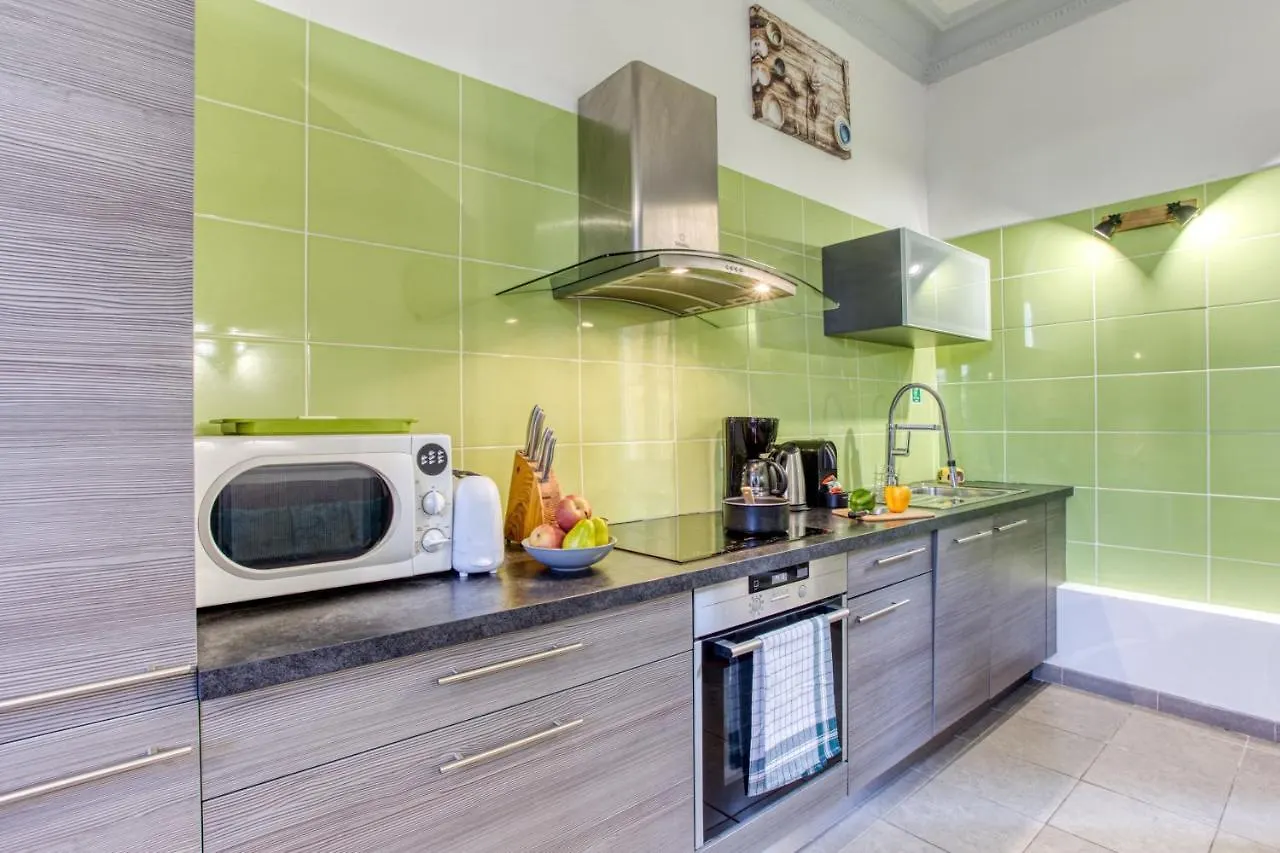 Le Jean Jaures - Refait A Neuf, Lumineux, Long Balcon, Jolie Vue, Wifi, Coeur Vieux-Nice Apartamento