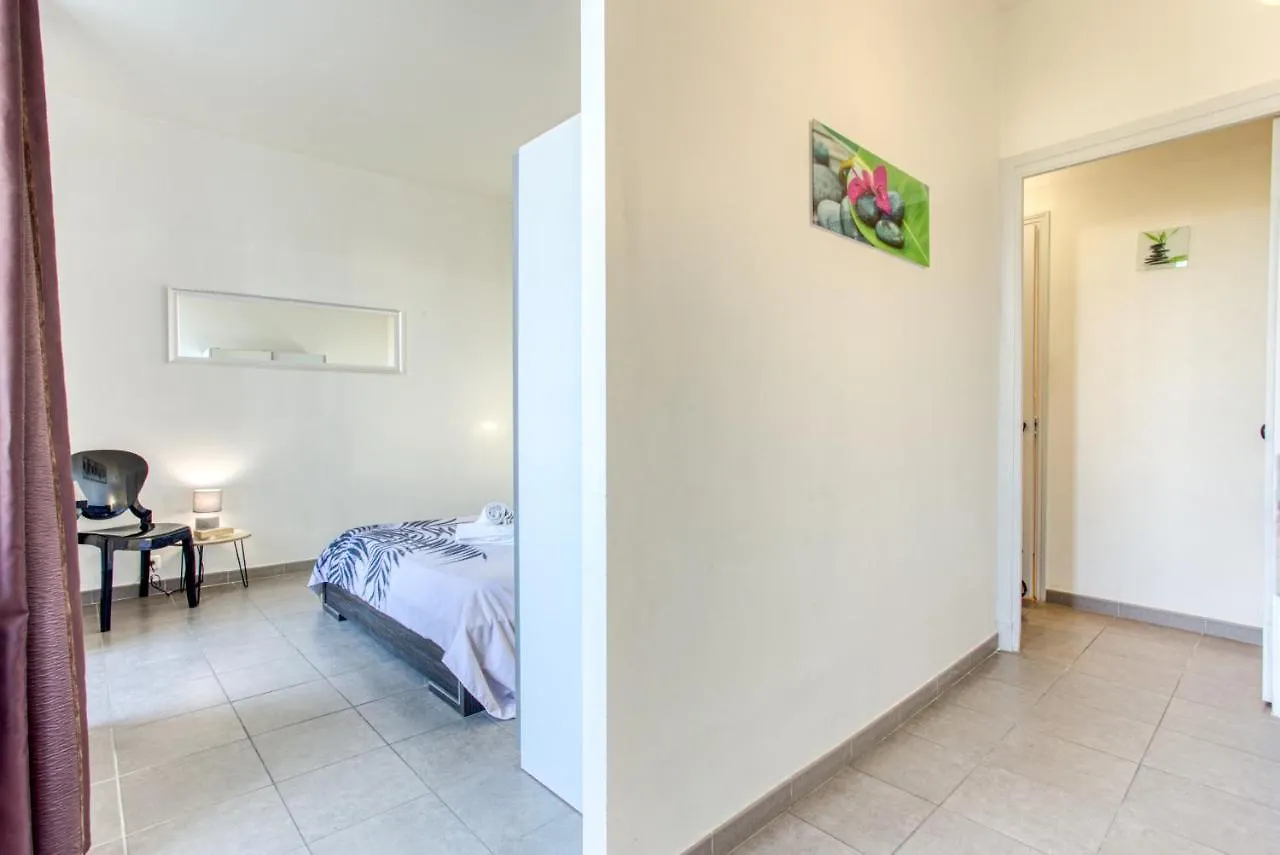 Le Jean Jaures - Refait A Neuf, Lumineux, Long Balcon, Jolie Vue, Wifi, Coeur Vieux-Nice Apartment Nice