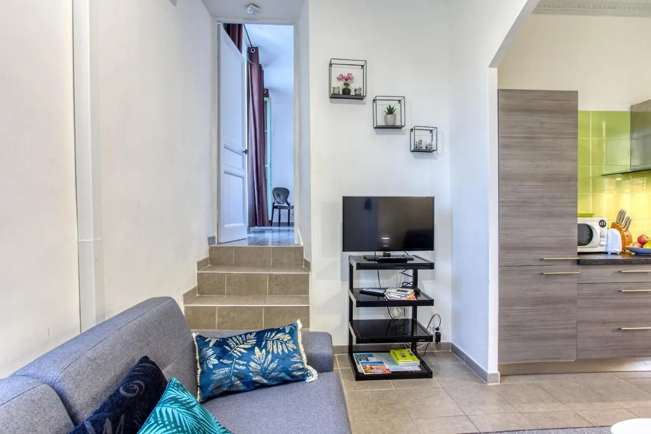 Le Jean Jaures - Refait A Neuf, Lumineux, Long Balcon, Jolie Vue, Wifi, Coeur Vieux-Nice Apartment 0*, Nice