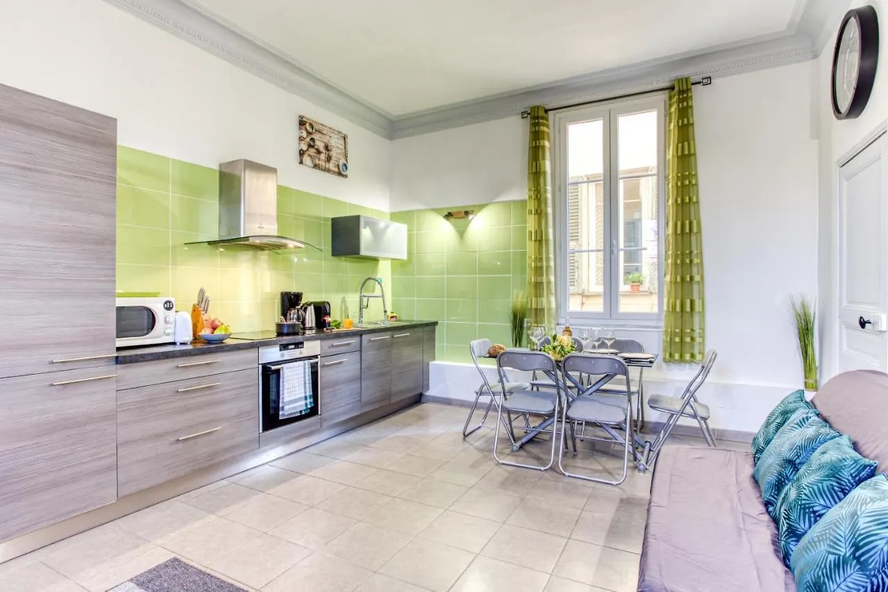 Le Jean Jaures - Refait A Neuf, Lumineux, Long Balcon, Jolie Vue, Wifi, Coeur Vieux-Nice Apartment  Nice