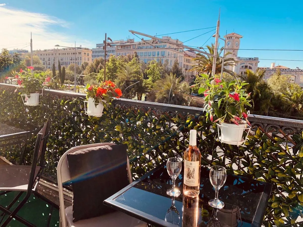 Le Jean Jaures - Refait A Neuf, Lumineux, Long Balcon, Jolie Vue, Wifi, Coeur Vieux-Nice Apartment  Nice